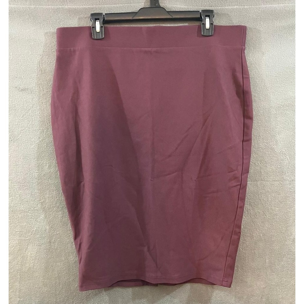 Torrid Studio Pencil Skirt Stretch Ponte Knit Back Slit Burgundy Office Wear 1X